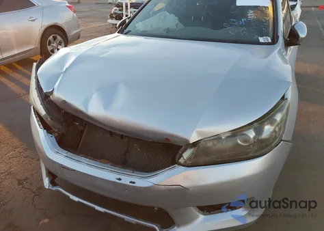 2013 Honda Accord Lx z USA, uszkodzony, nr VIN 1HGCR2F32DA154209